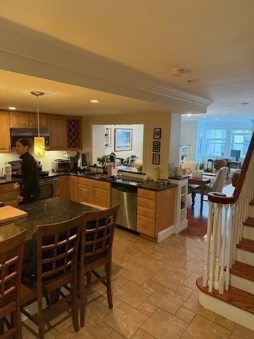 Boston, Massachusetts 02109, United States, 2 Bedrooms Bedrooms, ,3 BathroomsBathrooms,Residential,Active,177459