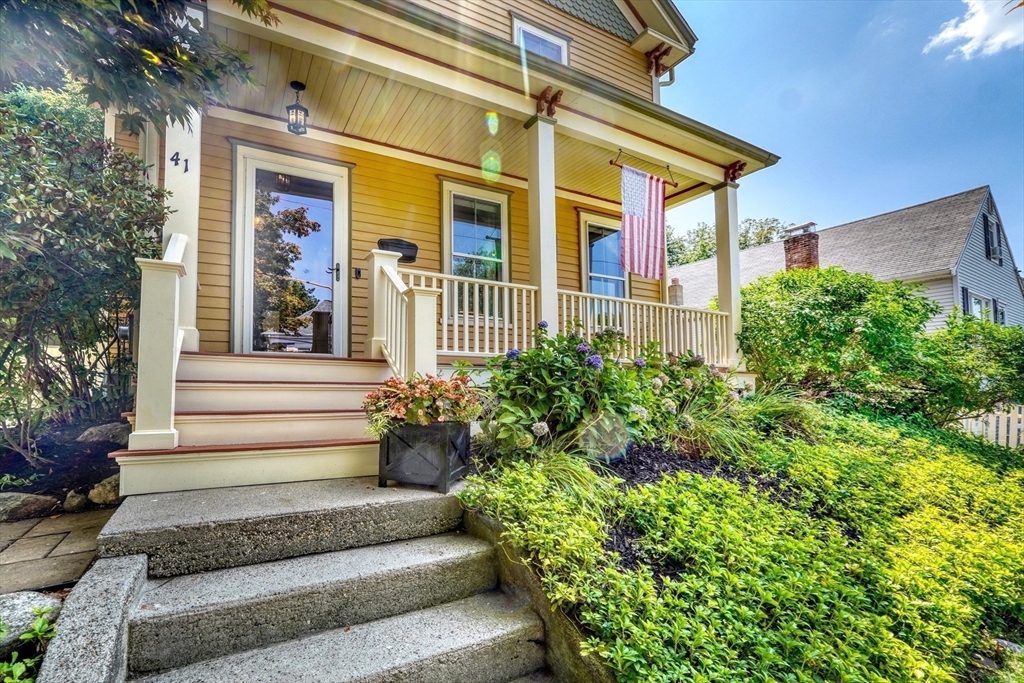 41 Pleasant St