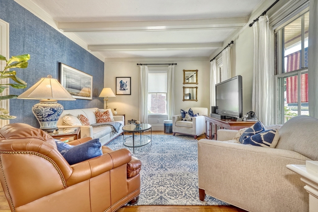 41 Pleasant St