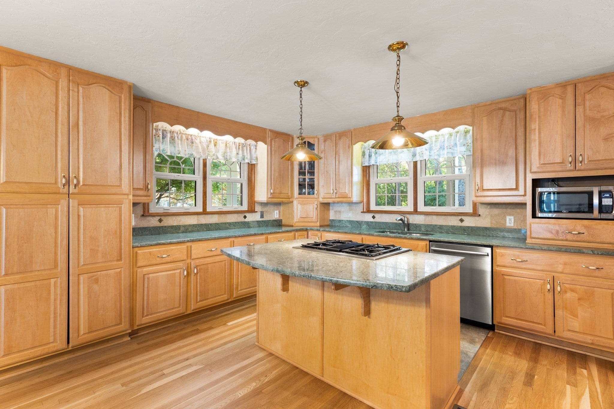4 Stratford Ln, Easton, MA, 4 Stratford Ln, Easton, MA Photo #9