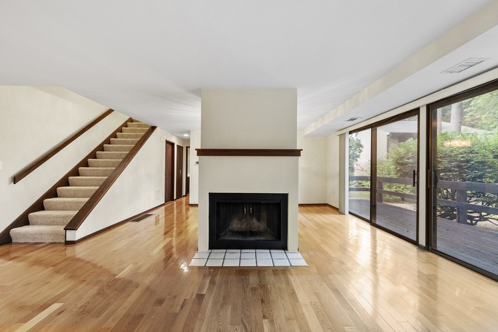 445 Old Stone Brook 445