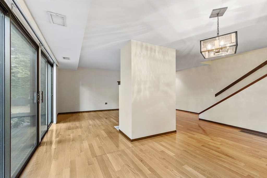 445 Old Stone Brook 445