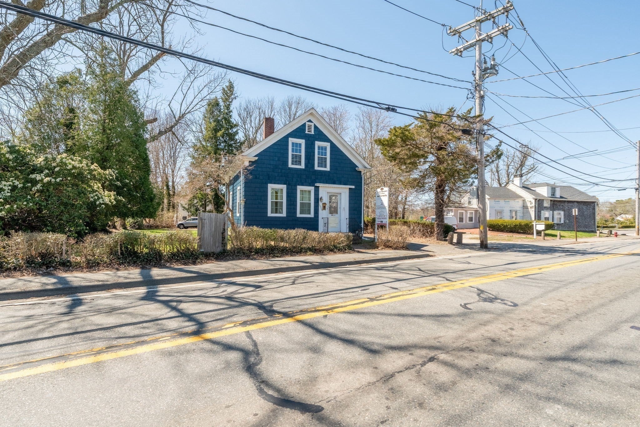 1406 Tucker Rd.