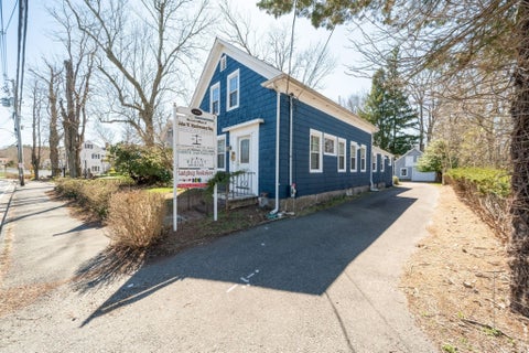 Photo of 1406 Tucker Rd, Dartmouth, MA 02747 (MLS # 73538705)