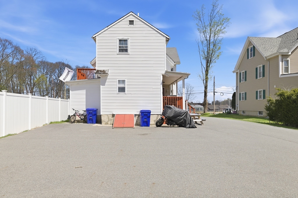 10 Oak Avenue