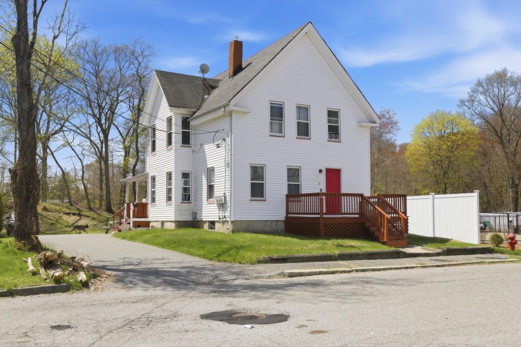 10 Oak Avenue