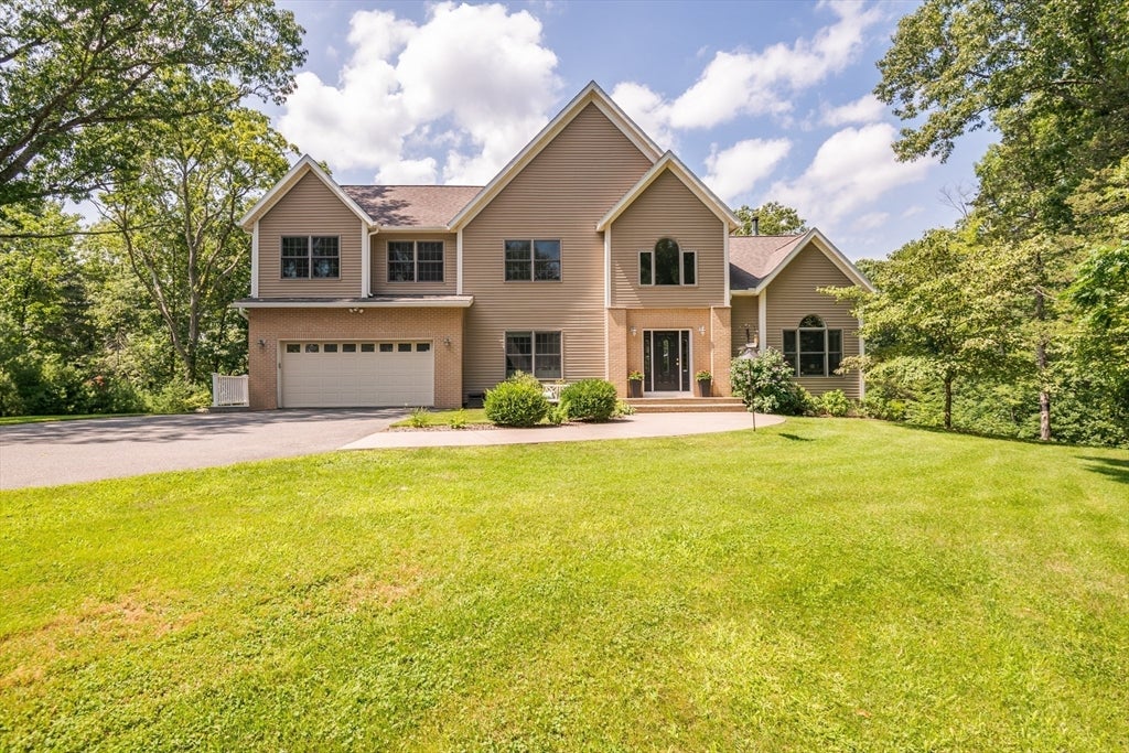 Photo of 536 Newburyport Tpke, Rowley, MA