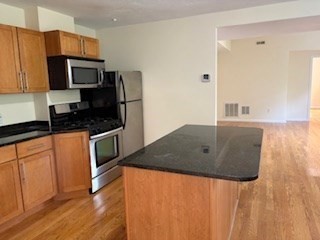 84 North Main Street 3