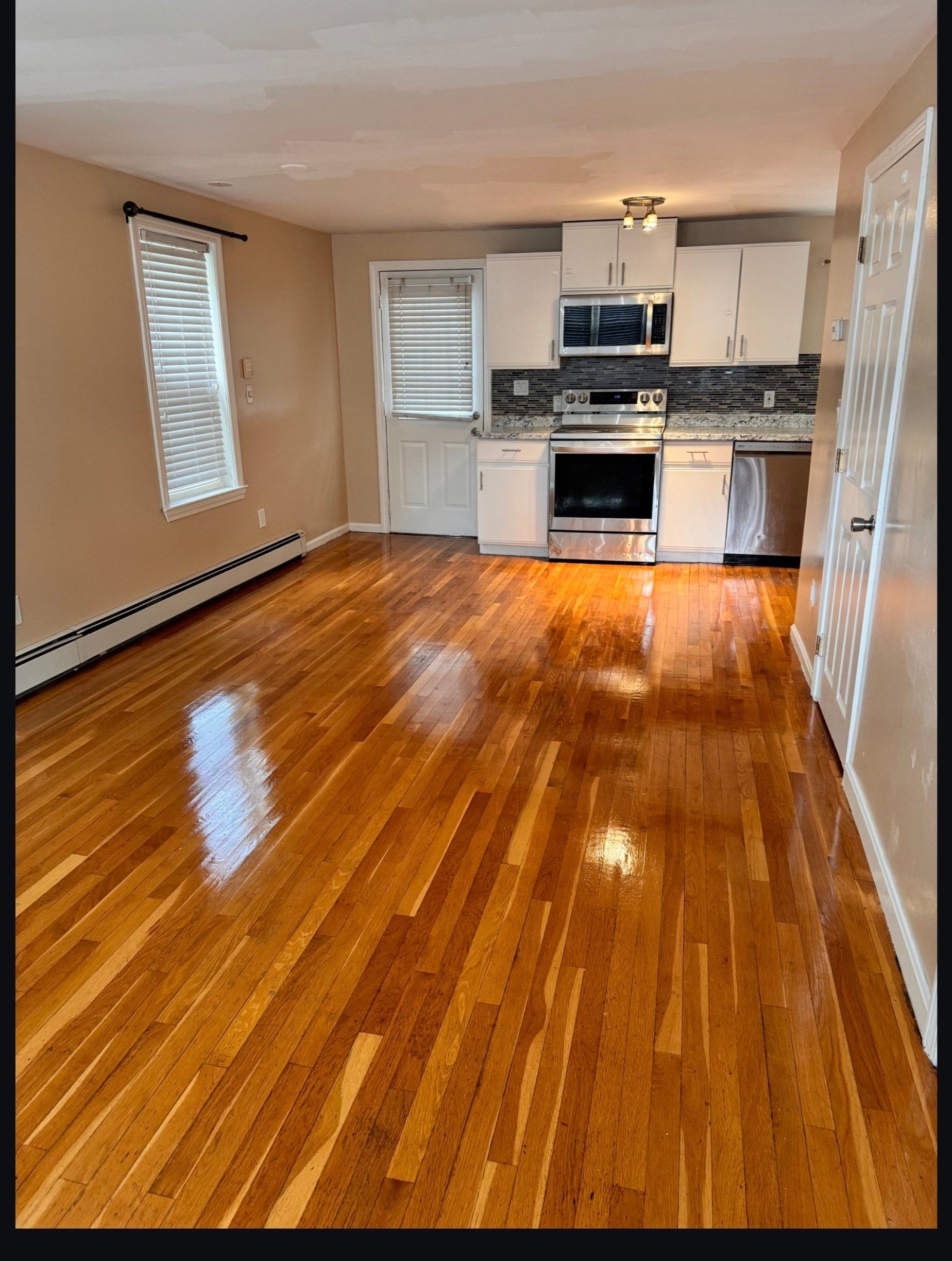 133 Pleasant St #2, North Andover, MA, 133 Pleasant St #2, North Andover, MA Photo #1