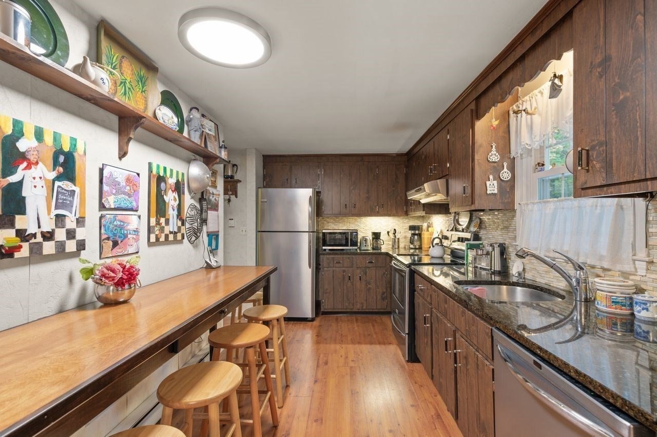 326 Highland St, Stoughton, MA, 326 Highland St, Stoughton, MA Photo #21