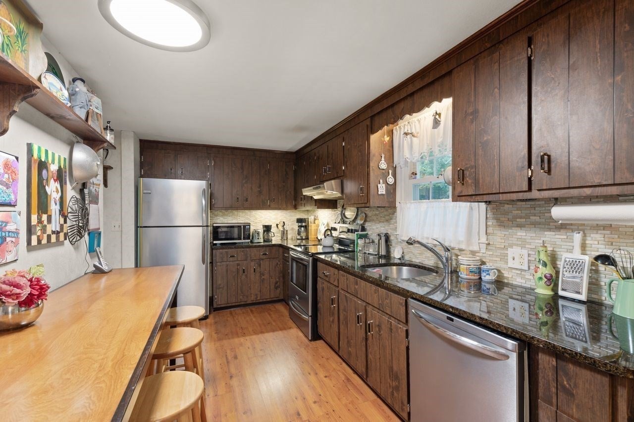 326 Highland St, Stoughton, MA, 326 Highland St, Stoughton, MA Photo #20