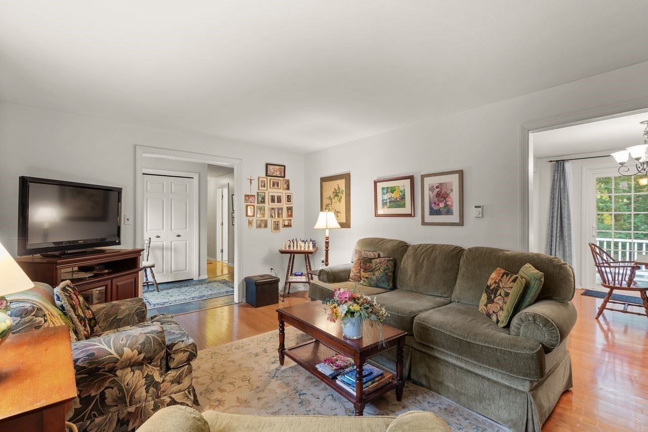 326 Highland St, Stoughton, MA, 326 Highland St, Stoughton, MA Photo #16