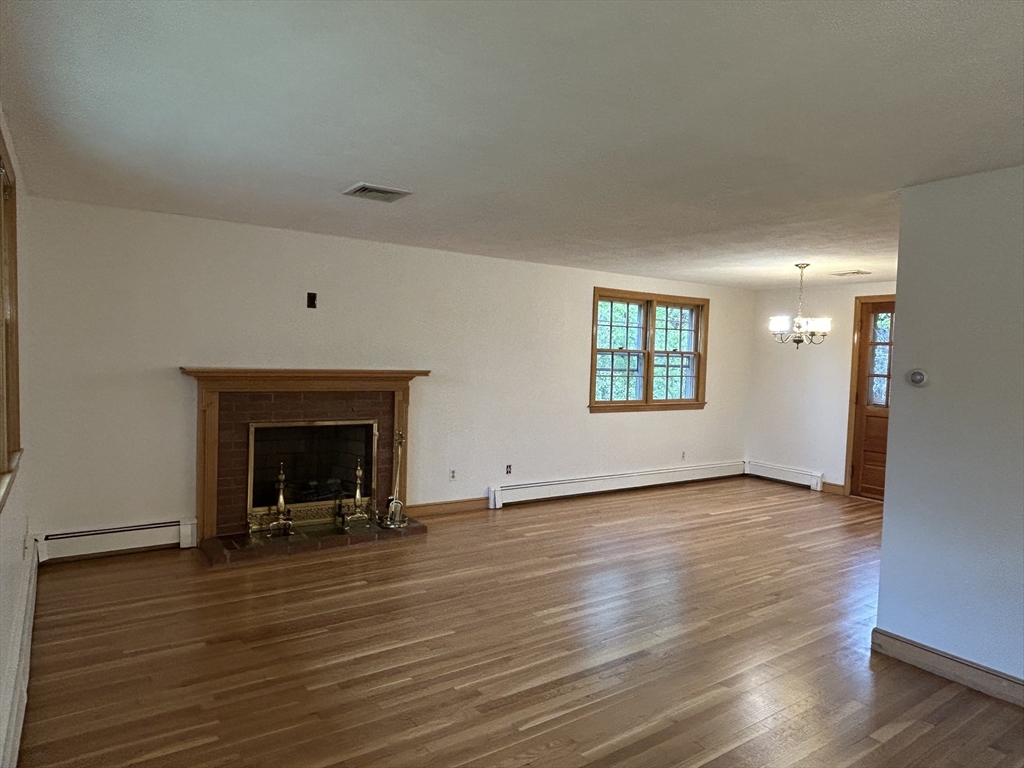 174 Lexington St, Newton, MA Photo #4