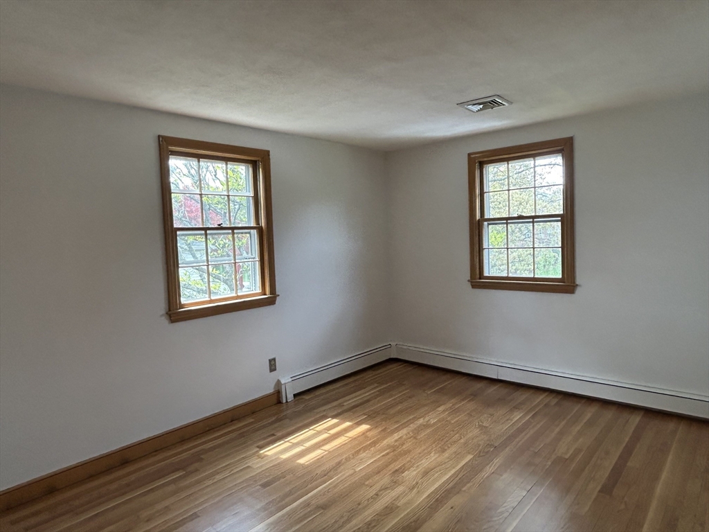 174 Lexington St, Newton, MA Photo #7