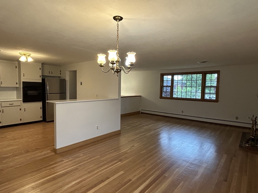 174 Lexington St, Newton, MA Photo #6
