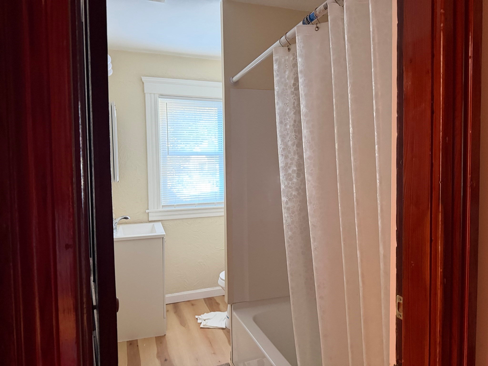 9 Englewood Ave, Worcester, MA Photo #11