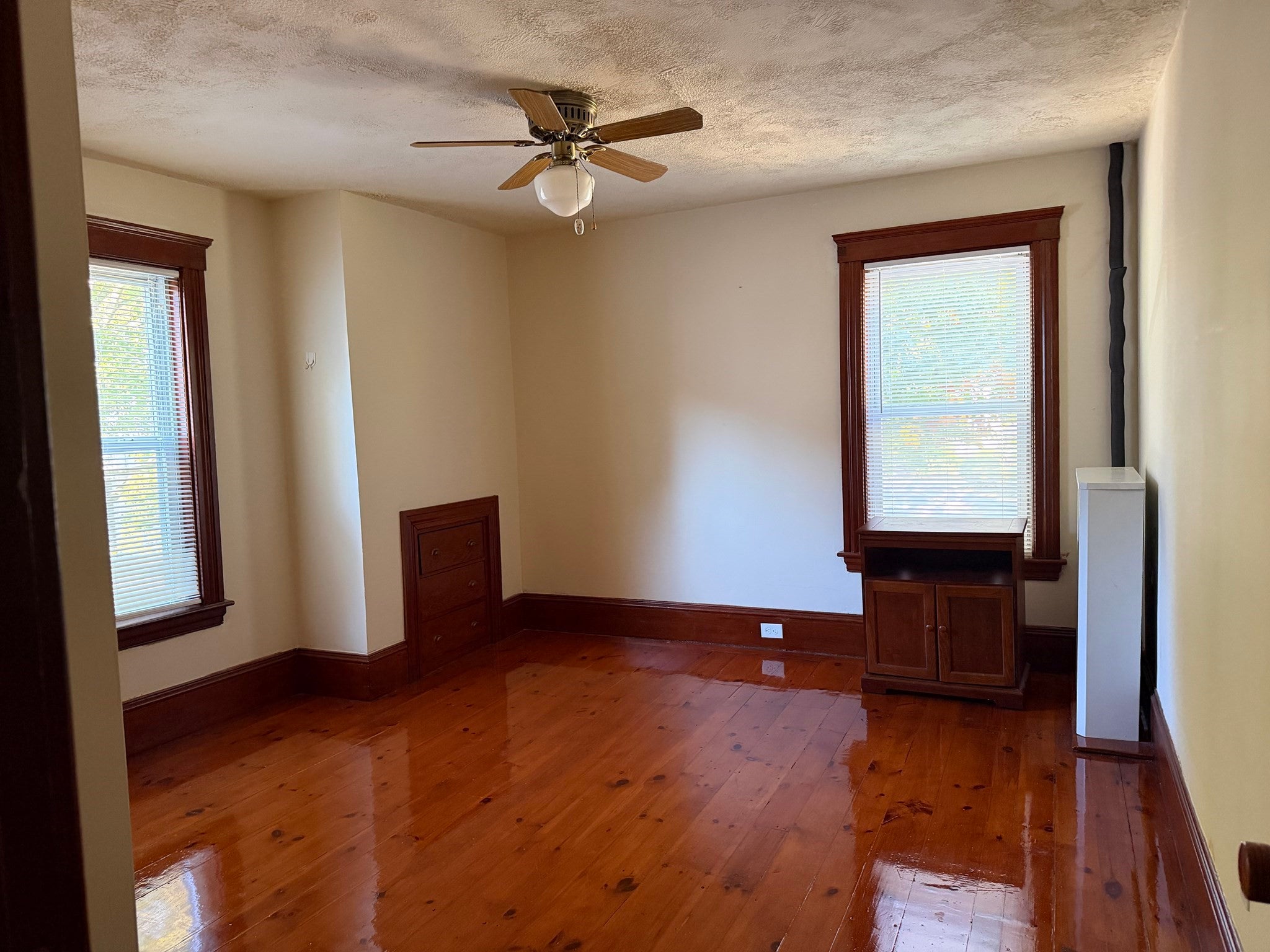 9 Englewood Ave, Worcester, MA Photo #14