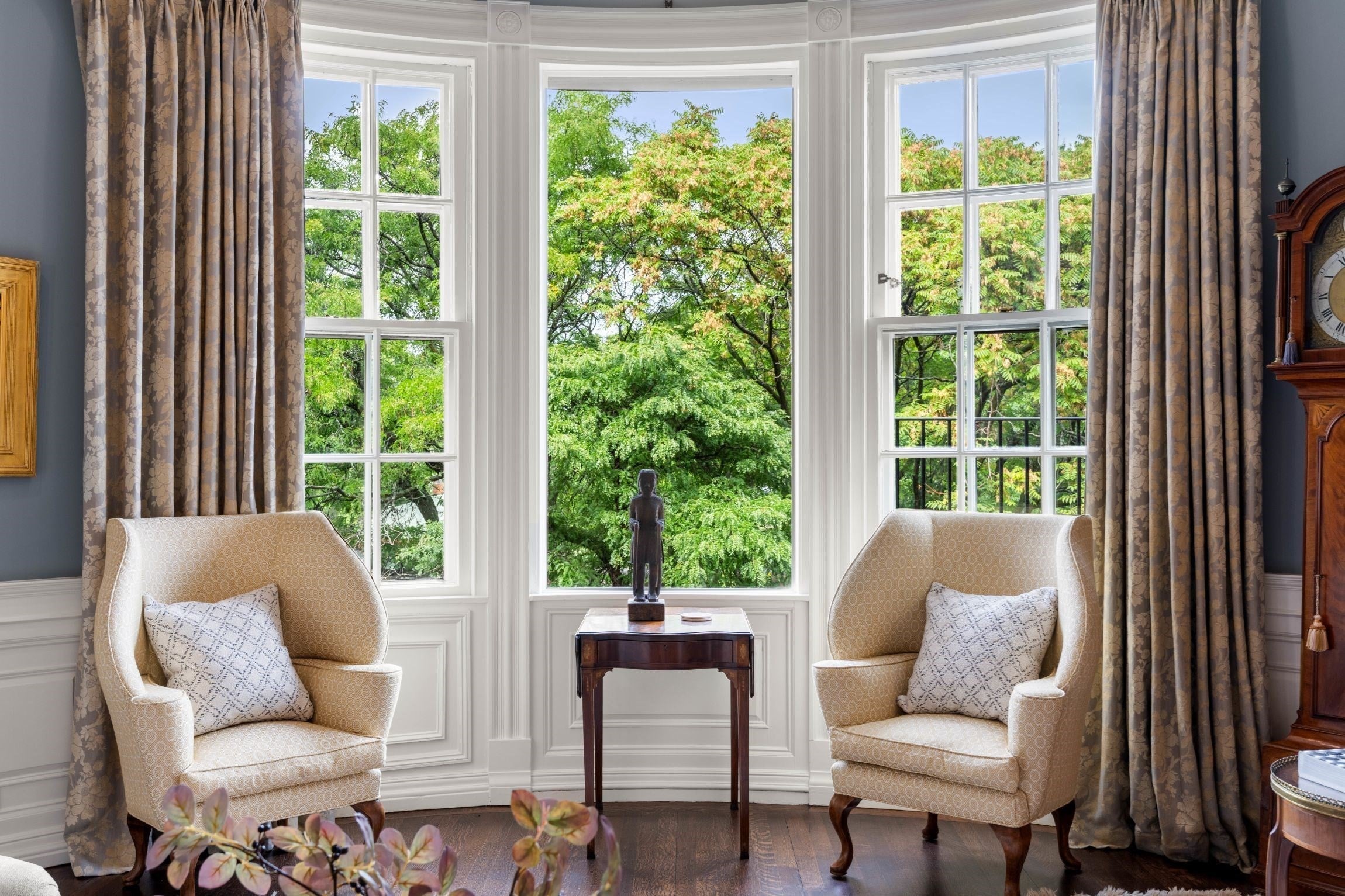 242 Beacon St #5, Boston, MA Photo #1