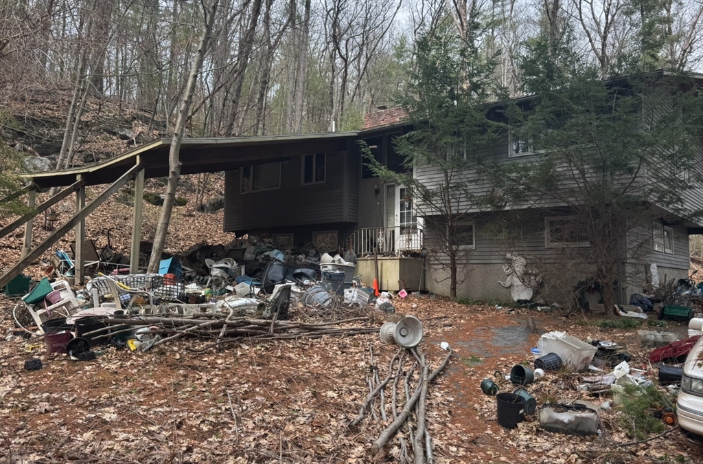 75 Newton St