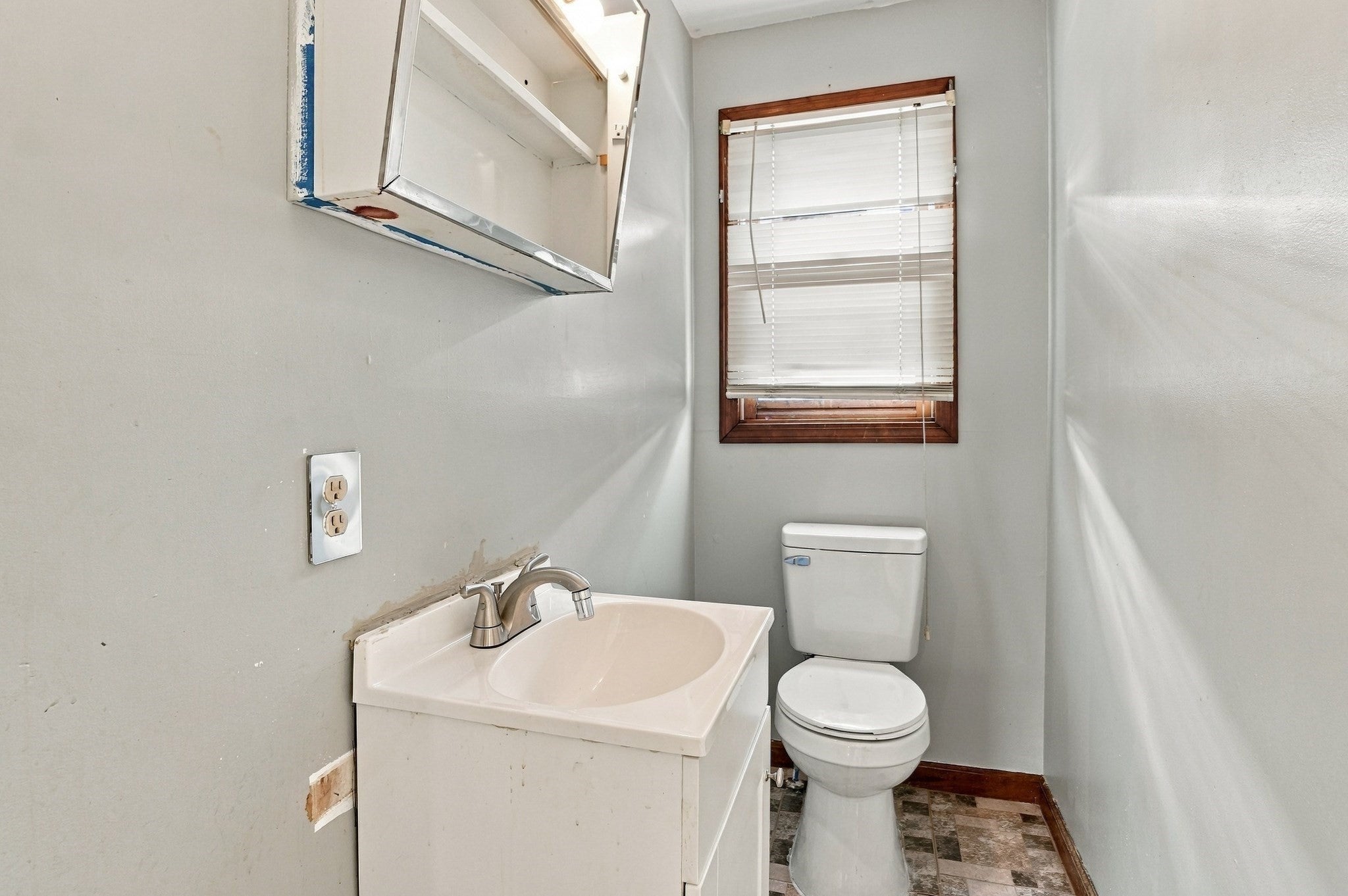 241-243 Nottingham Street, Springfield, MA Photo #25