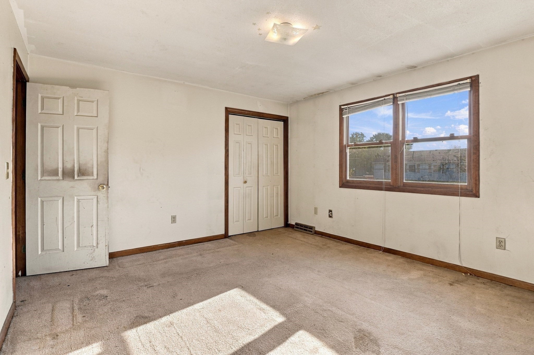 241-243 Nottingham Street, Springfield, MA Photo #27