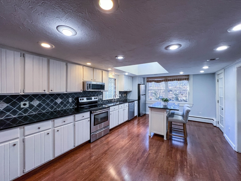56 Rockridge Rd, Framingham, MA, 56 Rockridge Rd, Framingham, MA Photo #2