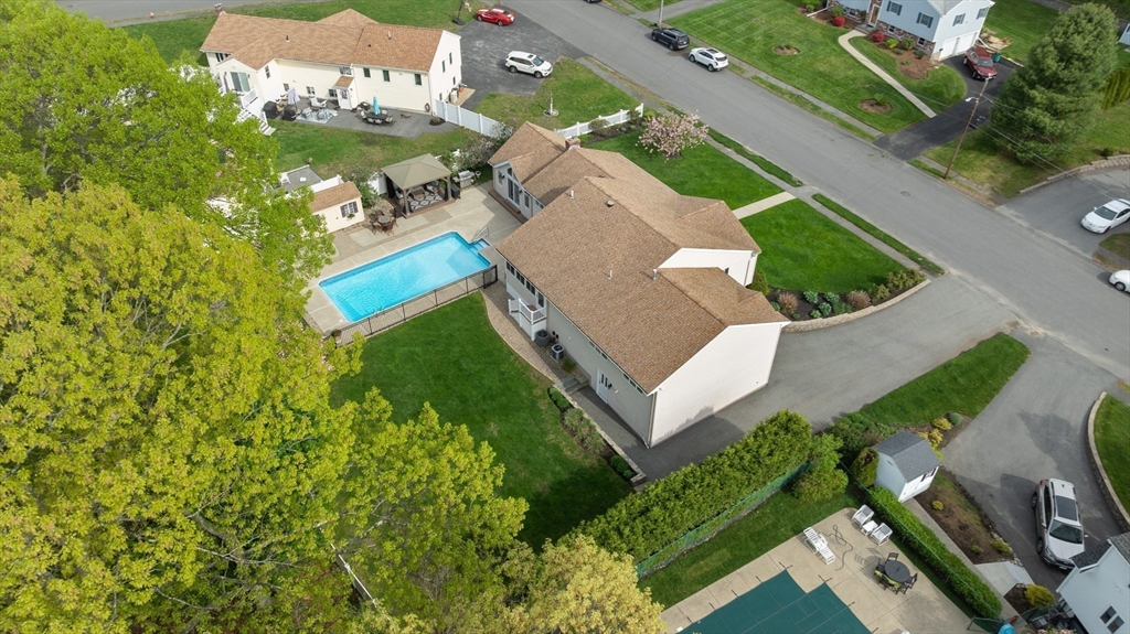 2 Cider Mill Rd