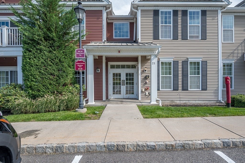 2109 Simeon Howard Way #2109, Westborough, MA Photo #2