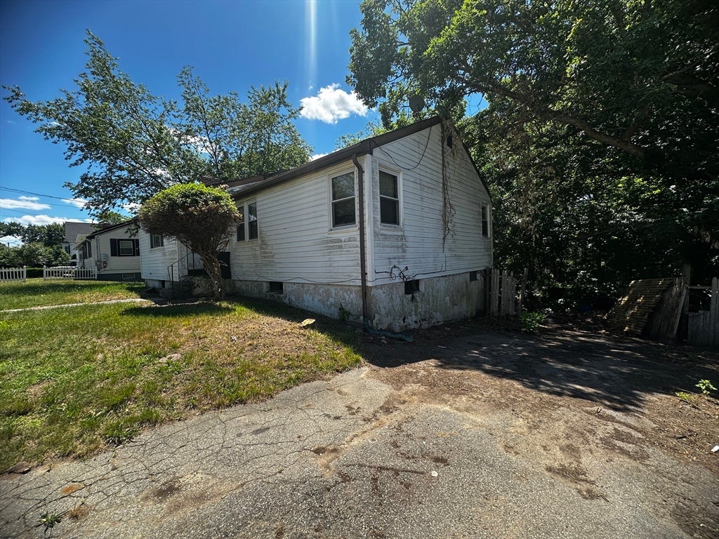 40 Cross St