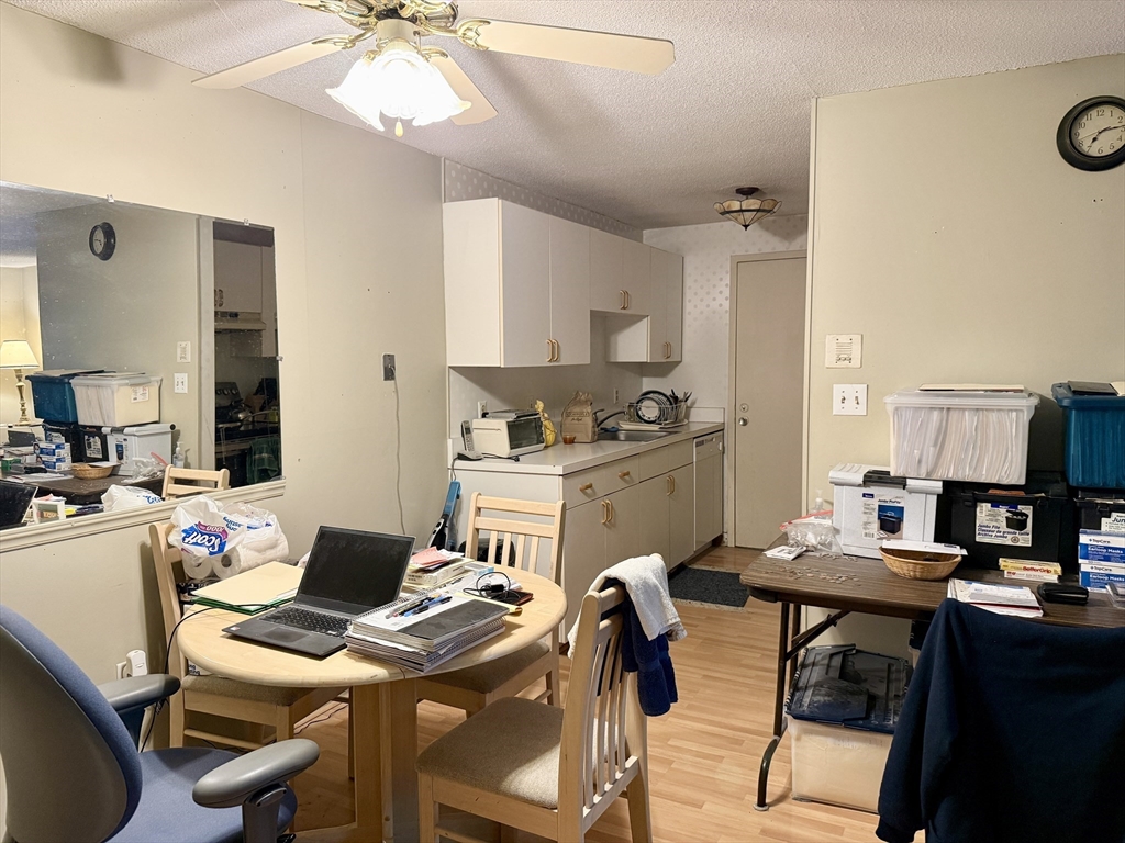 5 Village Rock Ln 21