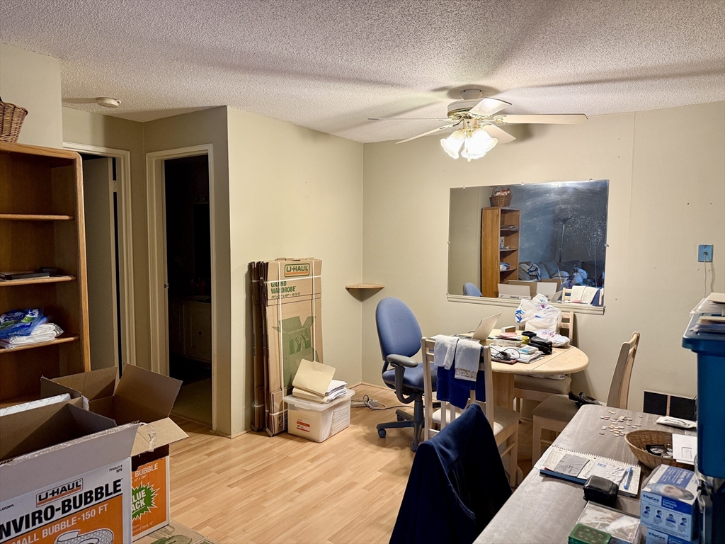 5 Village Rock Ln 21