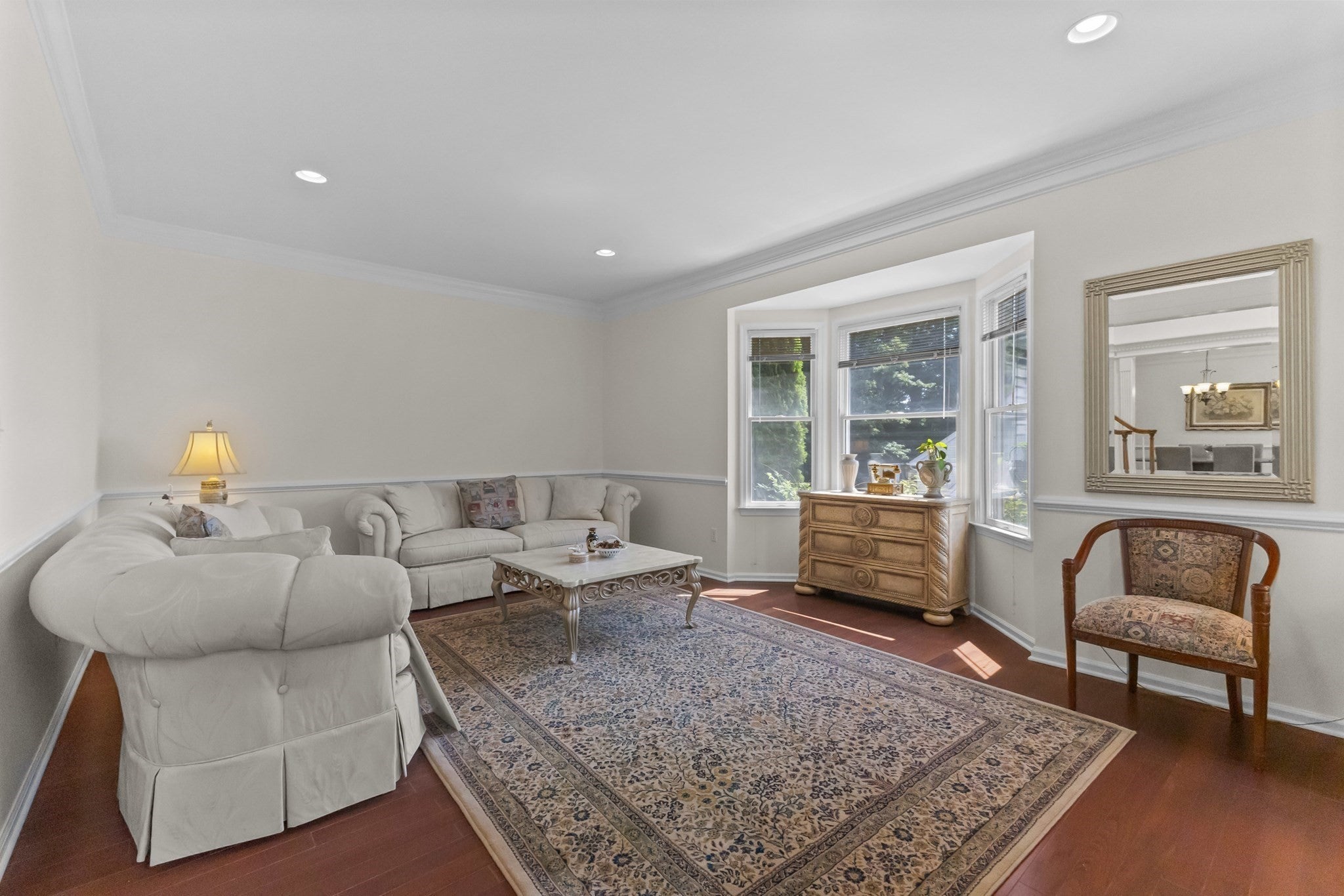 10 Hemingway St