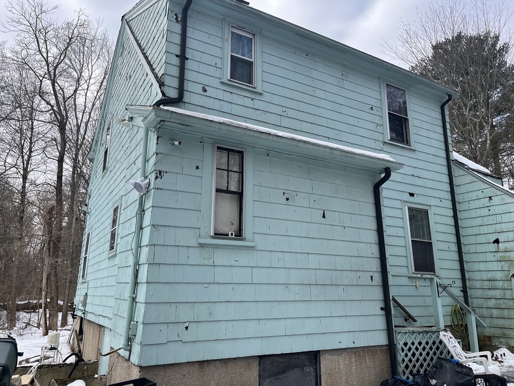 56 High St