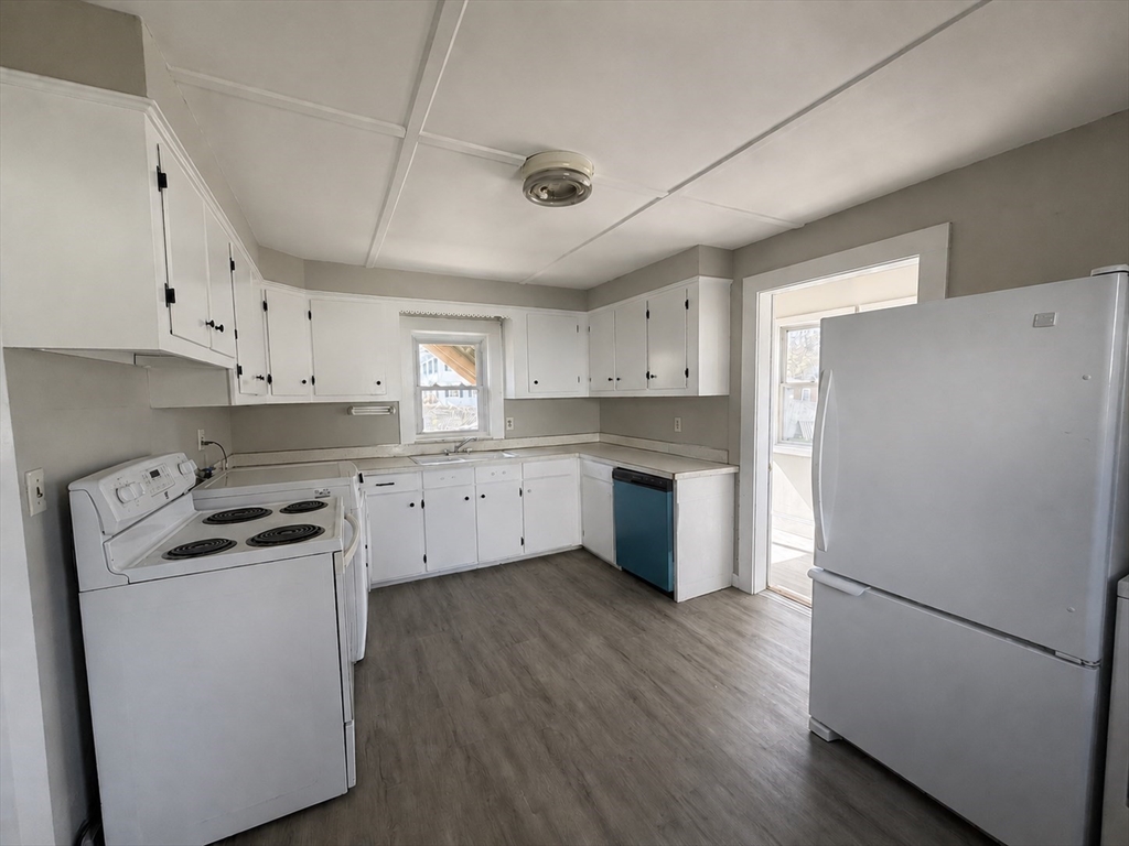 93 Friend Street #1, Amesbury, MA, 93 Friend Street #1, Amesbury, MA Photo #10