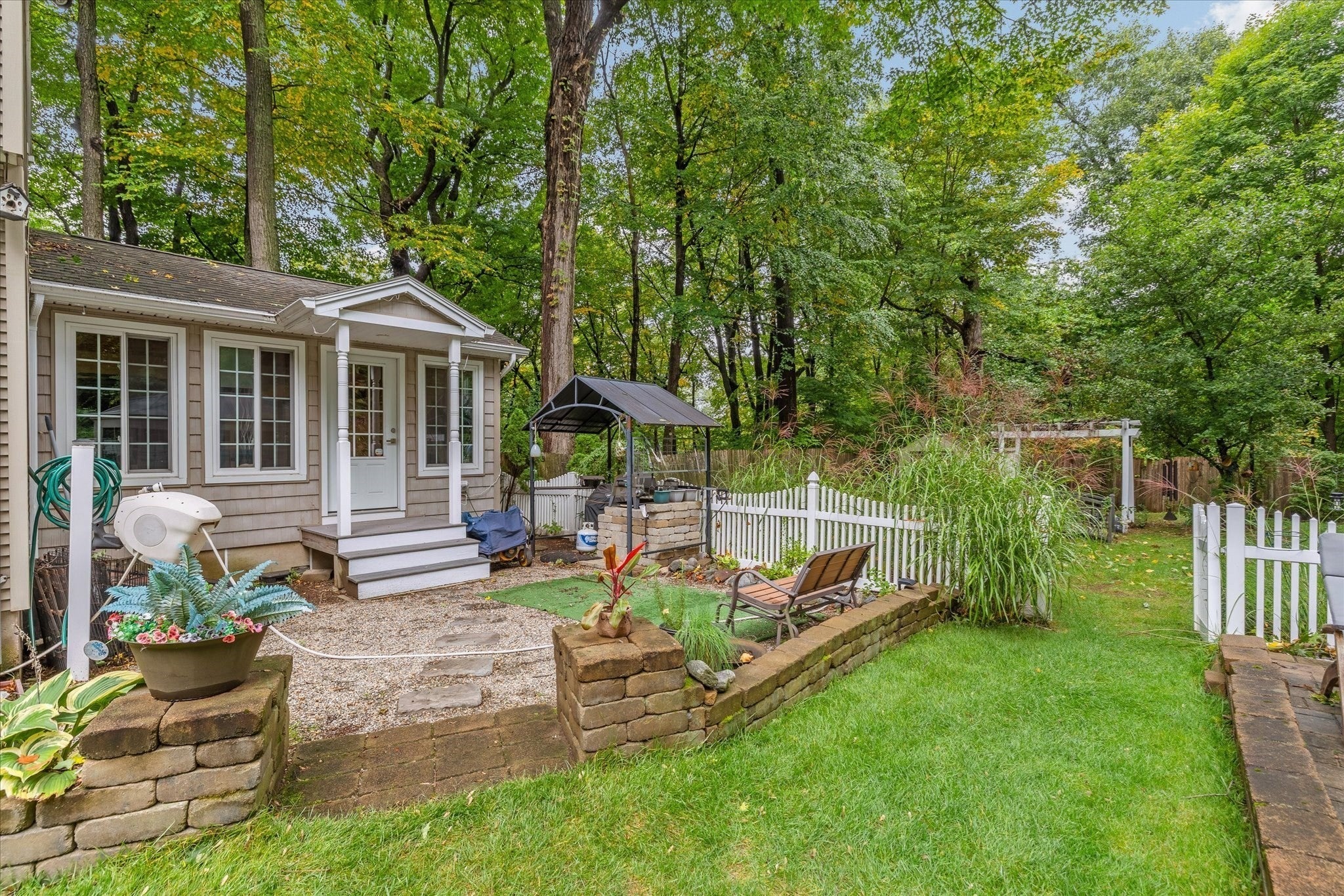 14 Fairview Street, Longmeadow, MA Photo #5