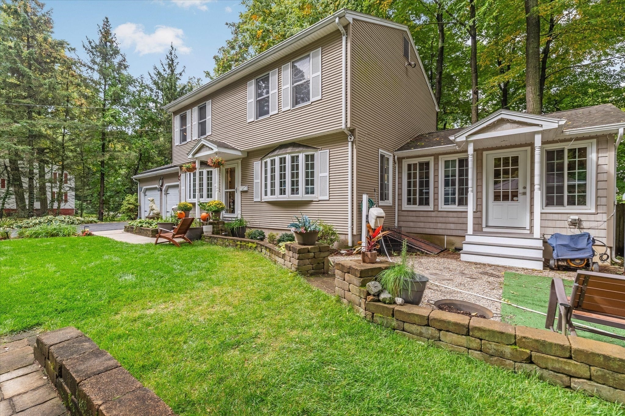 14 Fairview Street, Longmeadow, MA Photo #3