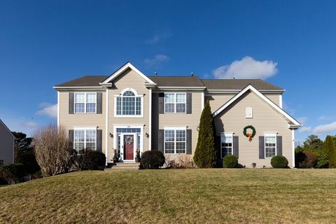 520 Raymond Rd Plymouth MA 02360