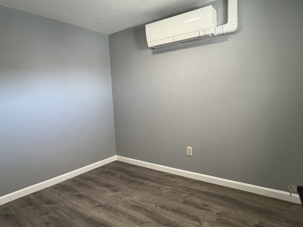 99 Chelsea St #3, Boston, MA Photo #6
