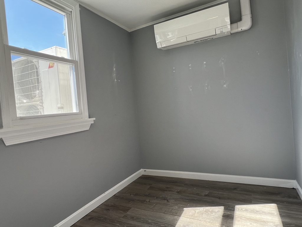 99 Chelsea St #3, Boston, MA Photo #8