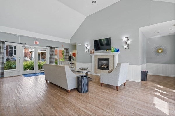 145 Essex Ave 308