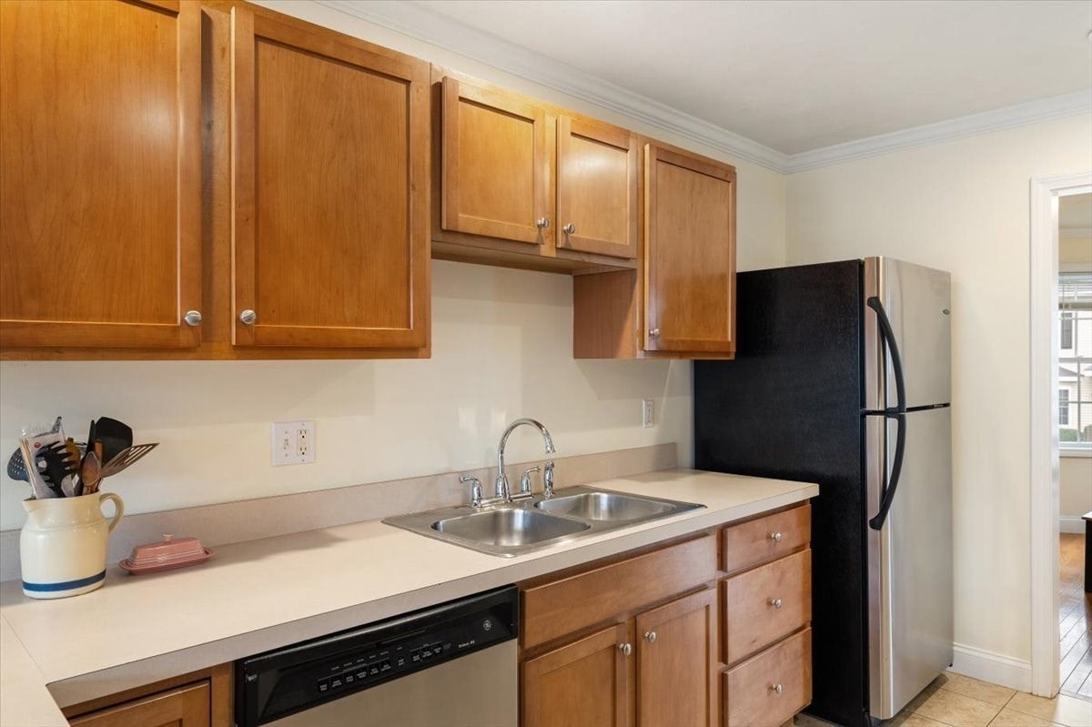 3 Snow Bell LN #3, Worcester, MA, 3 Snow Bell LN #3, Worcester, MA Photo #8