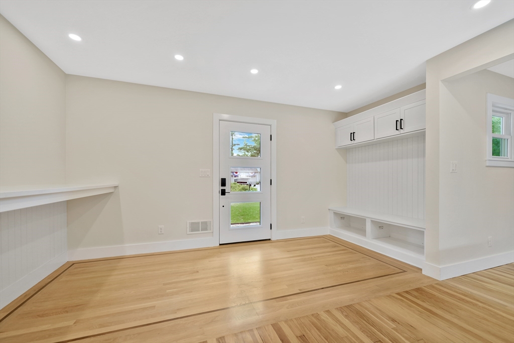 15 Crapo Street