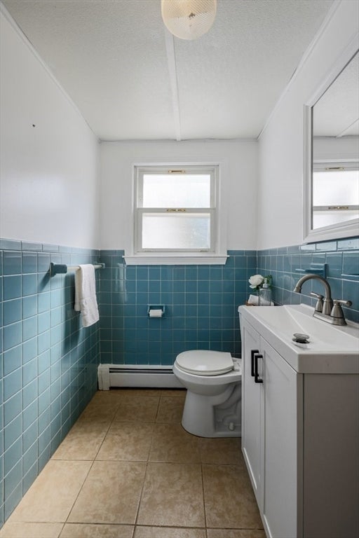 107 Bumble Bee Circle, Shrewsbury, MA Photo #29