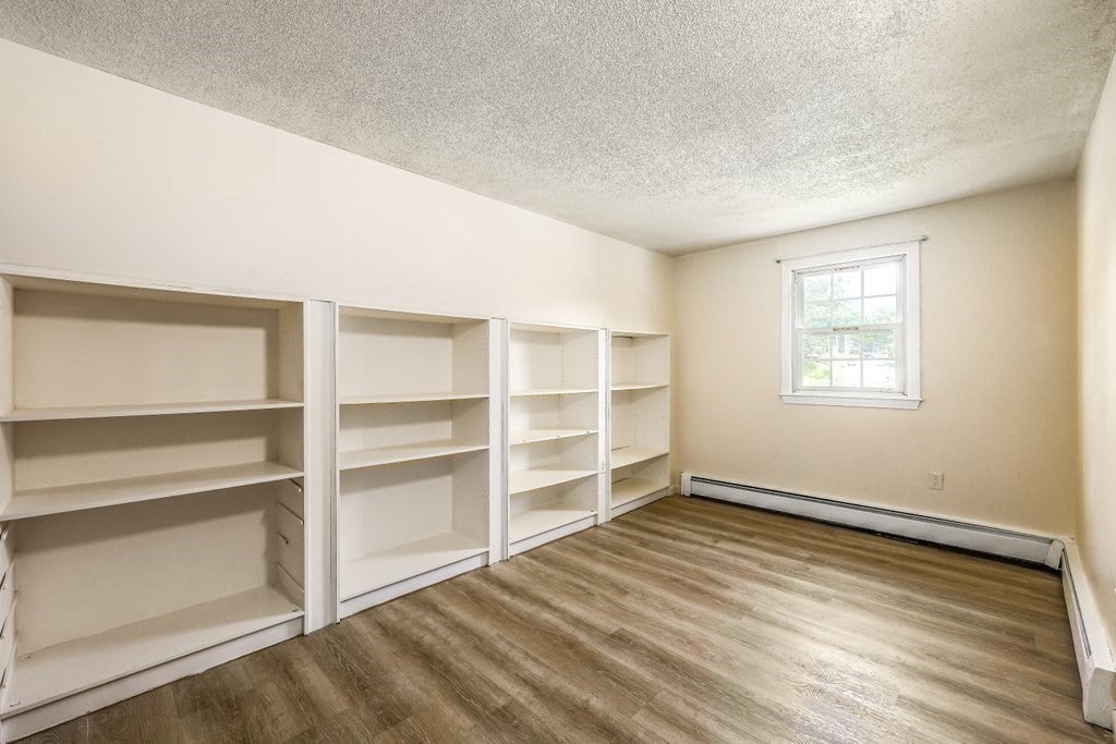 107 Bumble Bee Circle, Shrewsbury, MA Photo #28