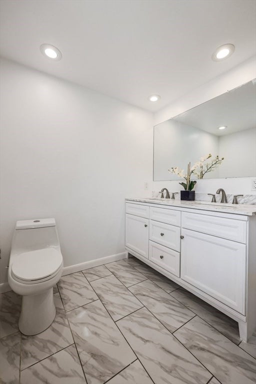 107 Bumble Bee Circle, Shrewsbury, MA Photo #26