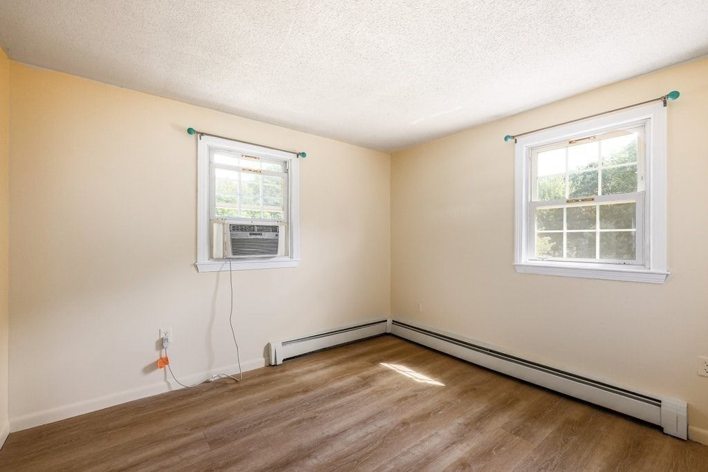 107 Bumble Bee Circle, Shrewsbury, MA Photo #24
