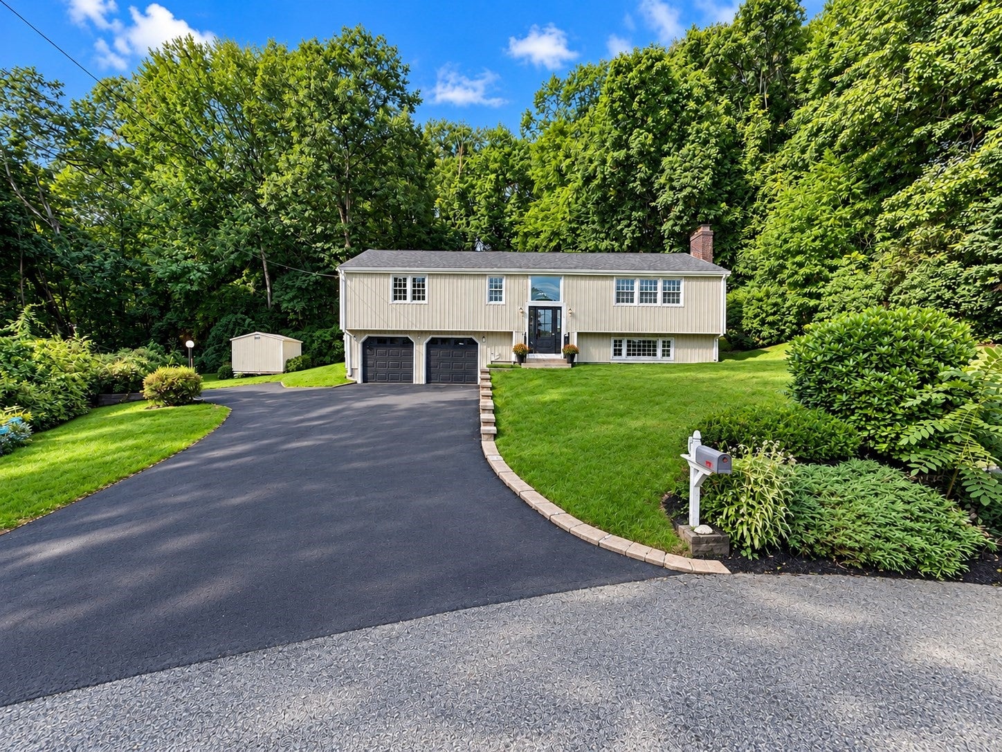 9 Pavia Place, Framingham, MA Photo #1
