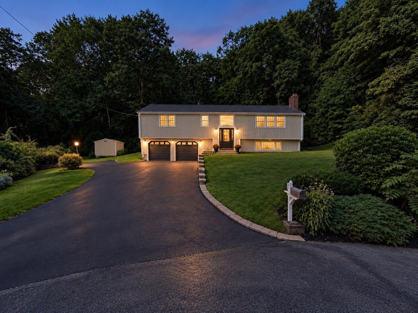 9 Pavia Place, Framingham, MA Photo #2