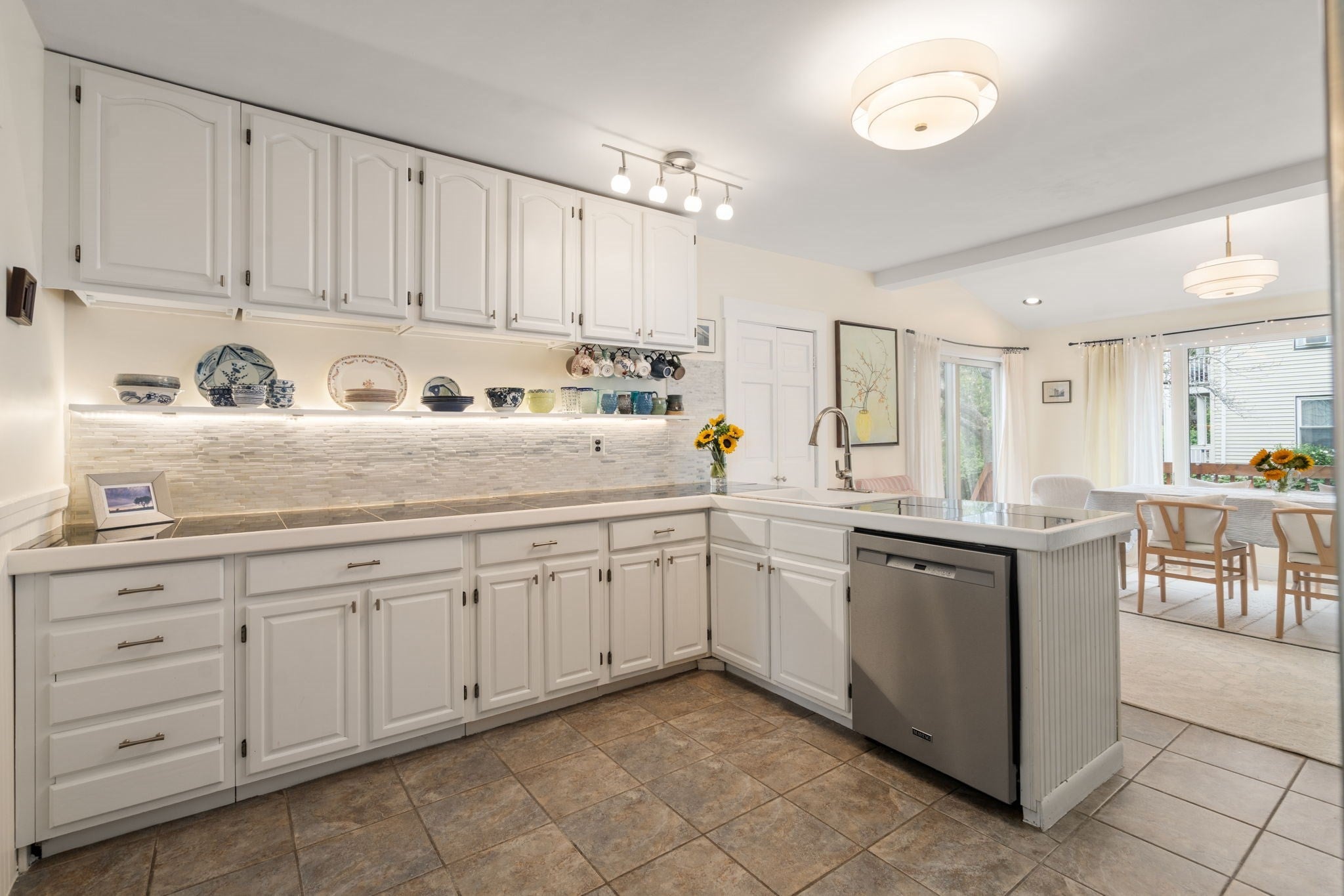 23 Walnut St #23, Belmont, MA, 23 Walnut St #23, Belmont, MA Photo #11