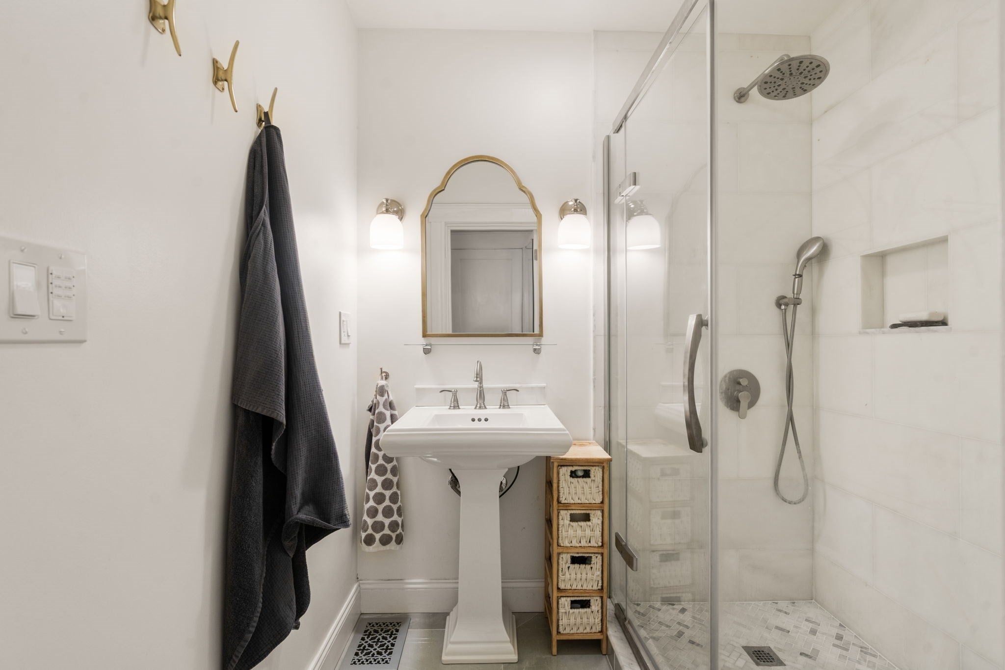 23 Walnut St #23, Belmont, MA, 23 Walnut St #23, Belmont, MA Photo #18